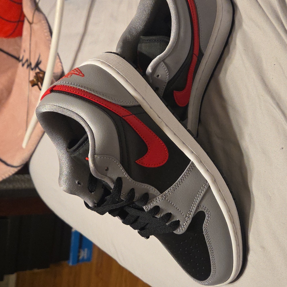 Wmns Air Jordan 1 Low 'Cement Fire Red' - Picture 6 of 8